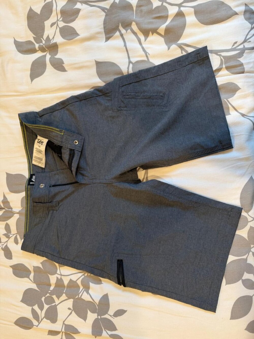 Like New Lee tech boy  quick dry shorts. Size 14